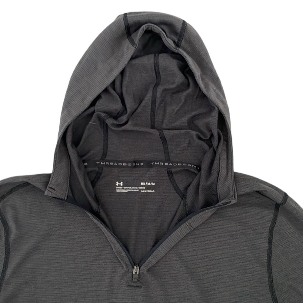 Under Armour HeatGear Tee - Picture 4 of 10